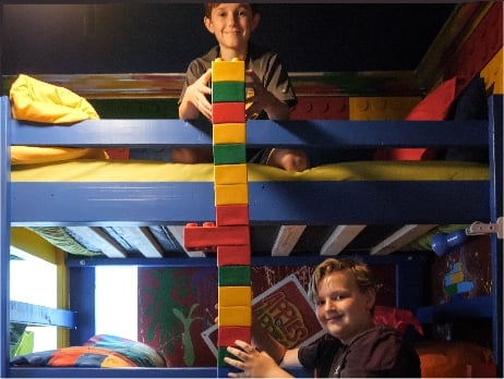 Play with giant Lego at Great Escape - the game house !